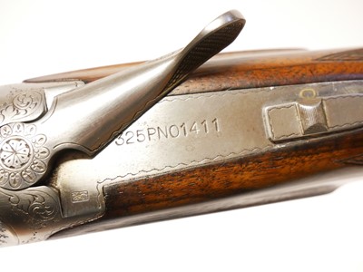 Lot 366 - Browning B25-2G 12 bore over and under shotgun,...