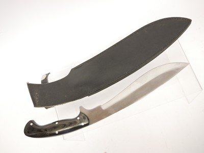Lot 170 - Kukir bladed hunting knife, with leather...