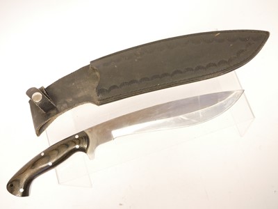 Lot 170 - Kukir bladed hunting knife, with leather...