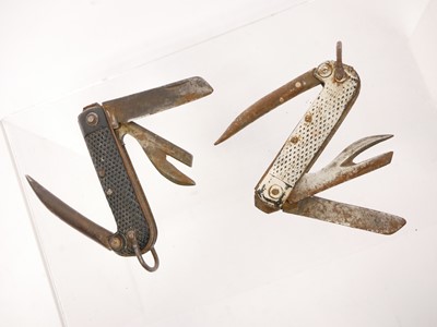 Lot 170 - Kukir bladed hunting knife, with leather...