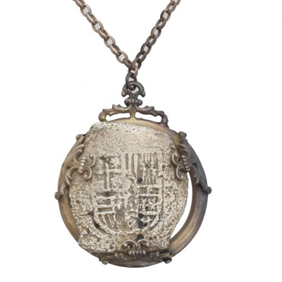 Lot 55 - A Spink and Son Ltd. Lucayan Beach Pirate Treasure of 1628 pendant.