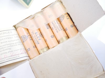 Lot 555 - Vintage and collectable shotgun ammunition, to...