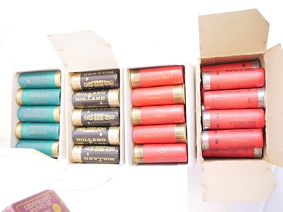 Lot 555 - Vintage and collectable shotgun ammunition, to...