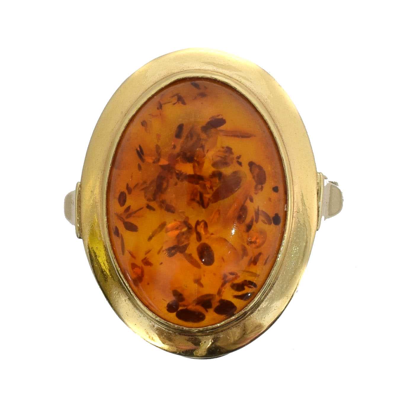 Lot 44 - A 9ct gold amber single stone ring.