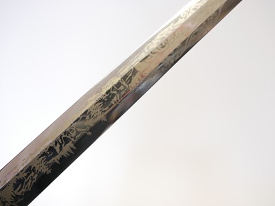 Lot 129 - Whitby Soligen hunting dagger, the double...