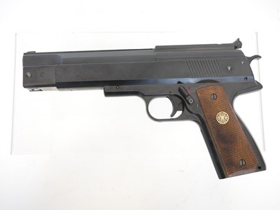 Lot Air pistol