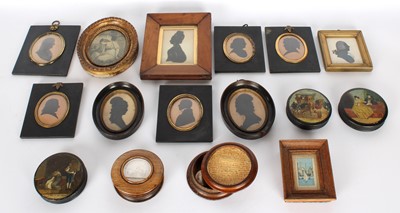 Lot 294 - A Collection of Late 18th/Early 19th Century Snuff Boxes and Silhouettes