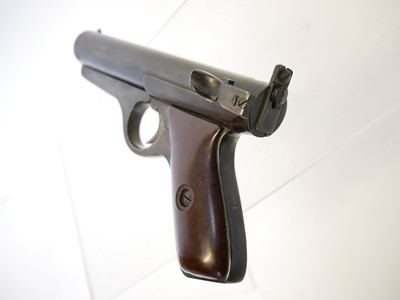 Lot Abas Major .177 air pistol manufactured by A.A....
