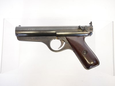 Lot Abas Major .177 air pistol manufactured by A.A....