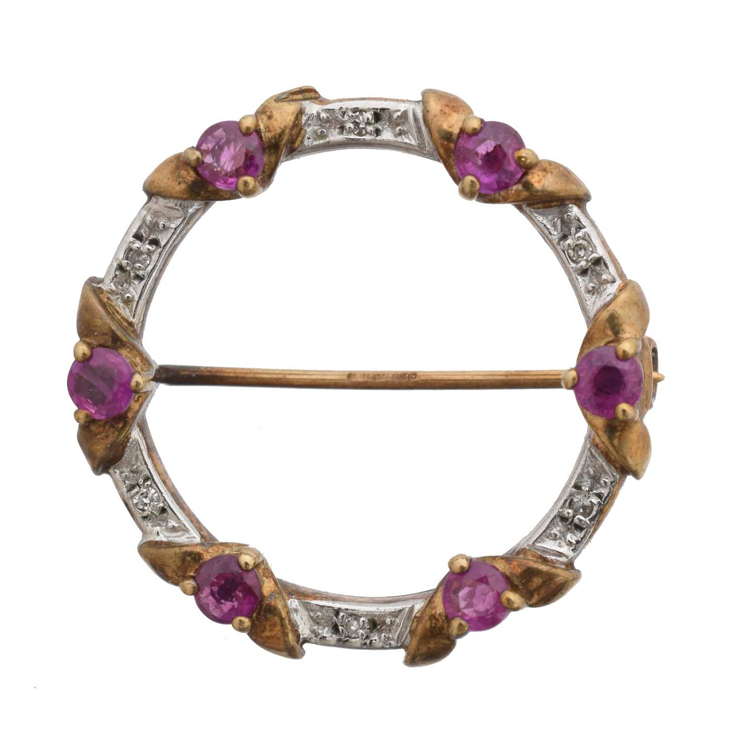 Lot 13 - A 9ct gold ruby and diamond wreath brooch