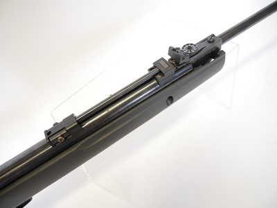Lot Crossman Shadowmatic .22 air rifle, serial...
