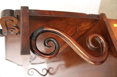 Lot 165 - A William IV Mahogany Chiffonier