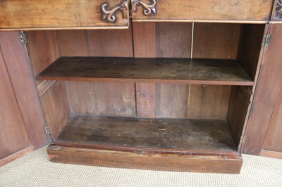Lot 165 - A William IV Mahogany Chiffonier