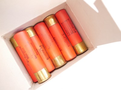 Lot 633 - Mixed 12 bore wild fowling cartridges, to...