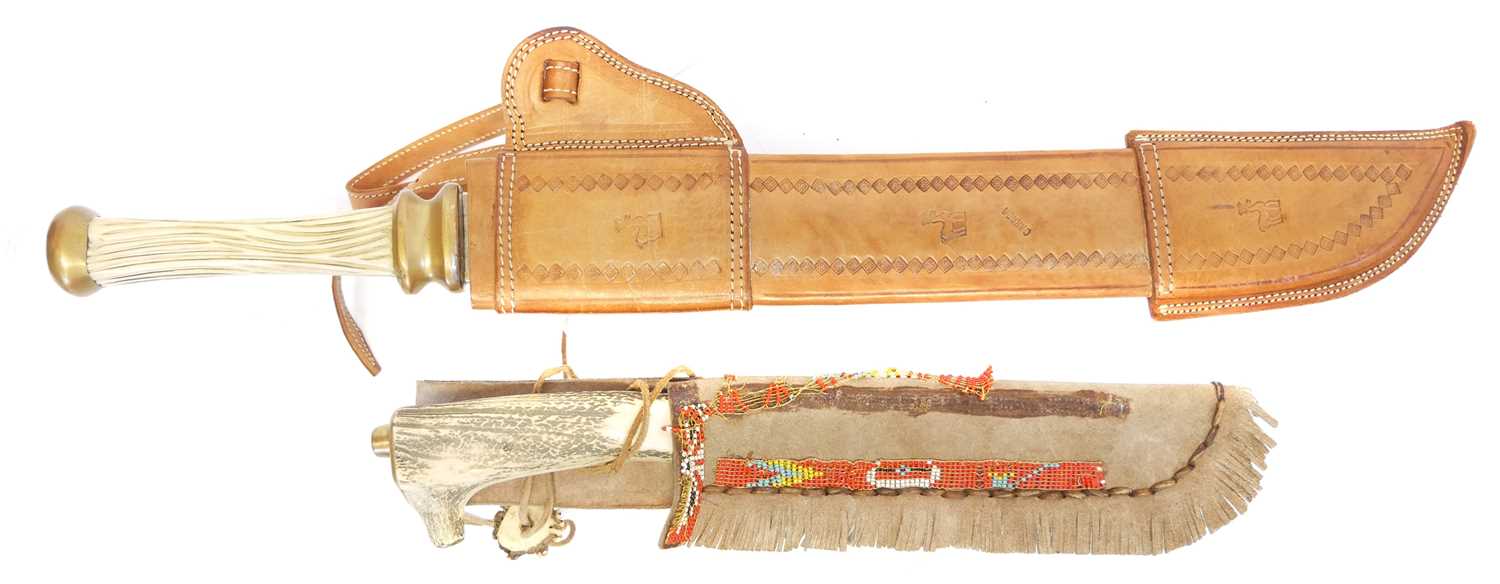 Lot 125 - Mexican Oaxaca short sword, with 18inch double...