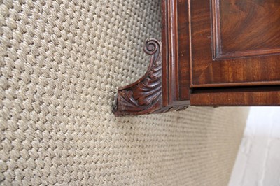 Lot 186 - A Good Early-Mid 19th Century Irish Mahogany Davenport by Mack, Williams & Gibton of Dublin