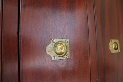 Lot 186 - A Good Early-Mid 19th Century Irish Mahogany Davenport by Mack, Williams & Gibton of Dublin