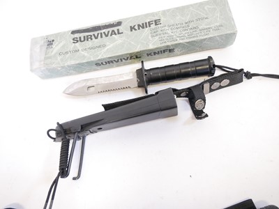 Lot 126 - Collection of survival knives, to include an...