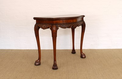 Lot 193 - An Early 20th Century Mahogany Card Table in the Irish Georgian Style