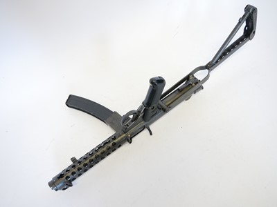 Lot 68 - Deactivated Sterling Mk4 L2A3 9mm submachine...