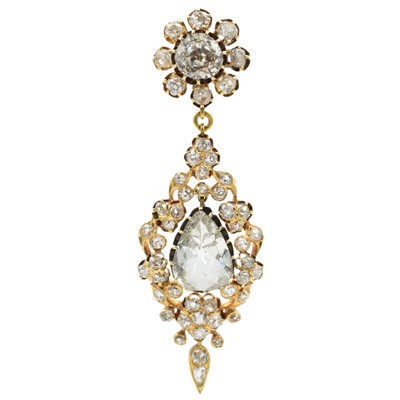 Lot 44 - A 19th century Indian diamond pendant