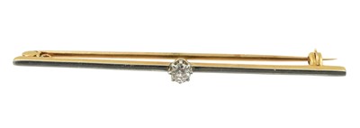 Lot 15 - A 2-tone metal and diamond bar brooch