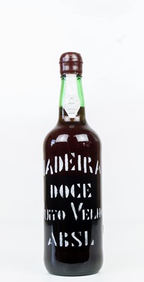 Lot 132 - 1 bottle Artur de Barros e Sousa Lda “Edmundo” Doce Muito Velho Madera