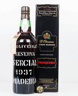 Lot 146 - 1 bottle d’Oliveiras Vintage 1937 Sercial