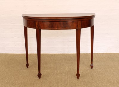 Lot 244 - An Edwardian 'Sheraton Revival' Mahogany Card Table