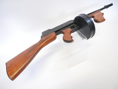 Lot Denix replica Thompson 1928 sub-machine gun....