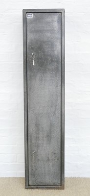 Lot Boxx steel gun cabinet, with two sets of keys.