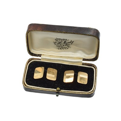 Lot A Pair of 9ct gold cufflinks