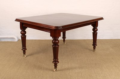 Lot 238 - A Victorian Mahogany Extending Dining Table