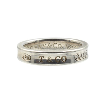 Lot 184 - A sterling silver 1837 Tiffany & Co. ring