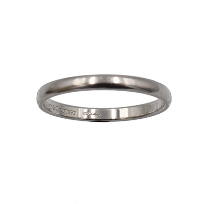 Lot 196 - A platinum wedding band, by Tiffany & Co