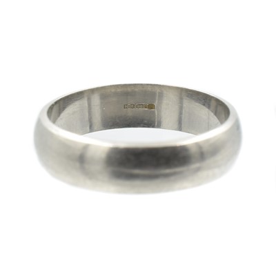 Lot A Platinum wedding band