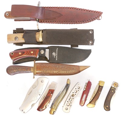 Lot Collection of knives, to include a Winchester...