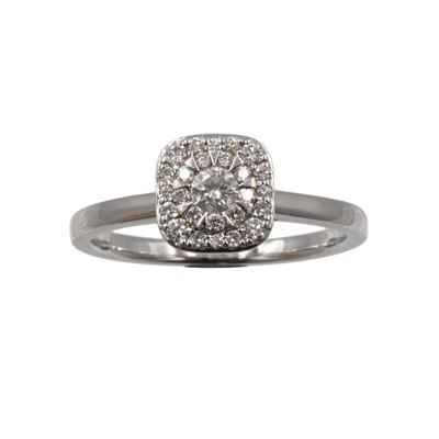Lot 55 - A diamond and white gold cushion halo ring, by Mappin & Webb