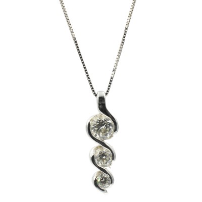 Lot 37 - An 18ct white gold and diamond 3 stone pendant