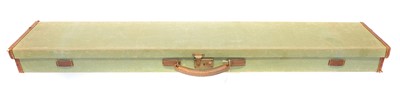 Lot Full length rifle green canvas case, with...