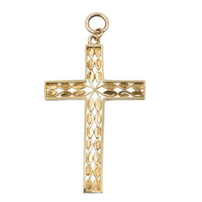 Lot 3 - A 9ct gold Maltese cross pendant