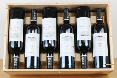 Lot 32 - 12 bottles in OC Chateau de La Dauphine Fronsac 2009