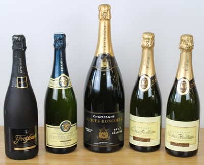Lot 86 - 5 bottles including 1 Magnum bottle mixed Lot Fine Champagne and Cava