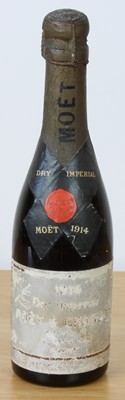 Lot 90 - One ‘Exceptional’ Half Bottle Champagne Moet et Chandon ‘Dry Imperial’ Vintage 1914