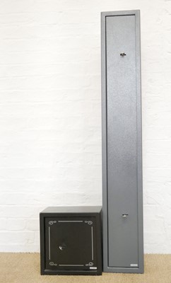 Lot 451 - Three gun steel cabinet with two sets of keys...