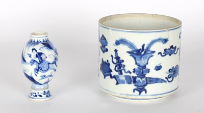Lot 48 - An 18th Century Chinese Blue and White Scholar's 'Bitong' or Brush Pot