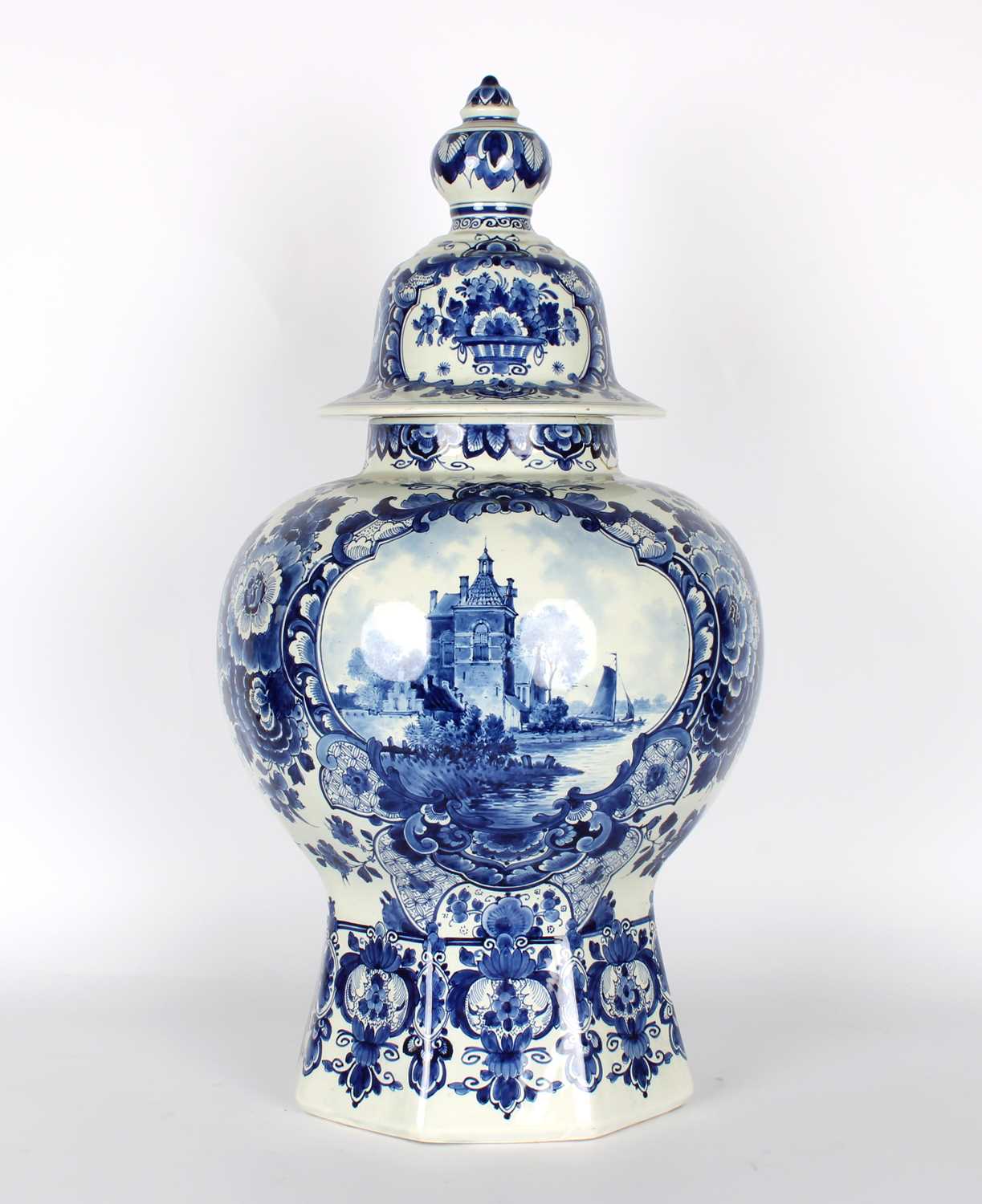Lot A Large and Impressive Dutch Delft Jar with Cover by De Porcelyne Fles (Royal Delft)