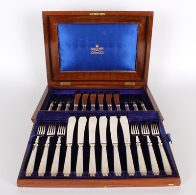 Lot 22 - An Edwardian Silver Bladed and Handled Fish Set by Mappin & Webb Ltd.