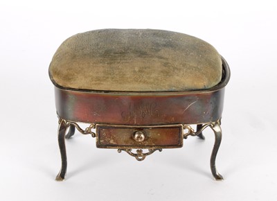Lot 3 - An Edwardian Novelty Silver Combination Pin Cushion and Trinket Box by Goldsmiths & Silversmiths Co. Ltd.