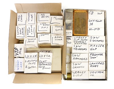 Lot 466 - Large collection of various pistol and...